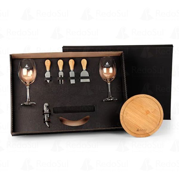 Kit Queijo e Vinho Personalizado 8 Peças